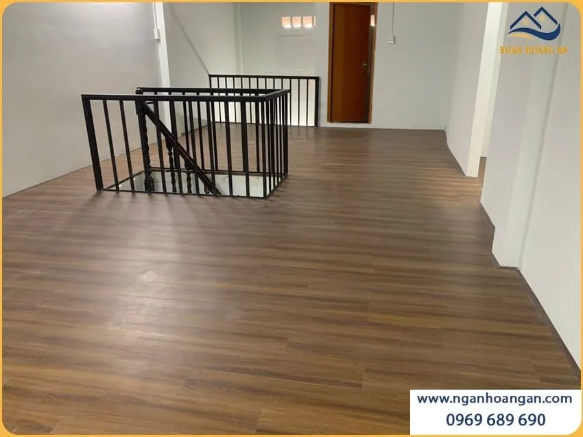 Lắp Đặt Sàn Nhựa THFloor HS8017 Cho Không Gian Nhà Ở
